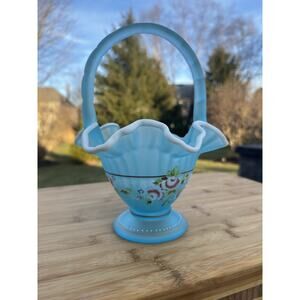 2002 Fenton Art Glass QVC Charleton Collection Basket Signed Bill Fenton 9.5”